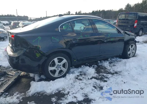 2013 Volvo S60 T5 from USA, damaged, VIN YV1612FH2D2206716